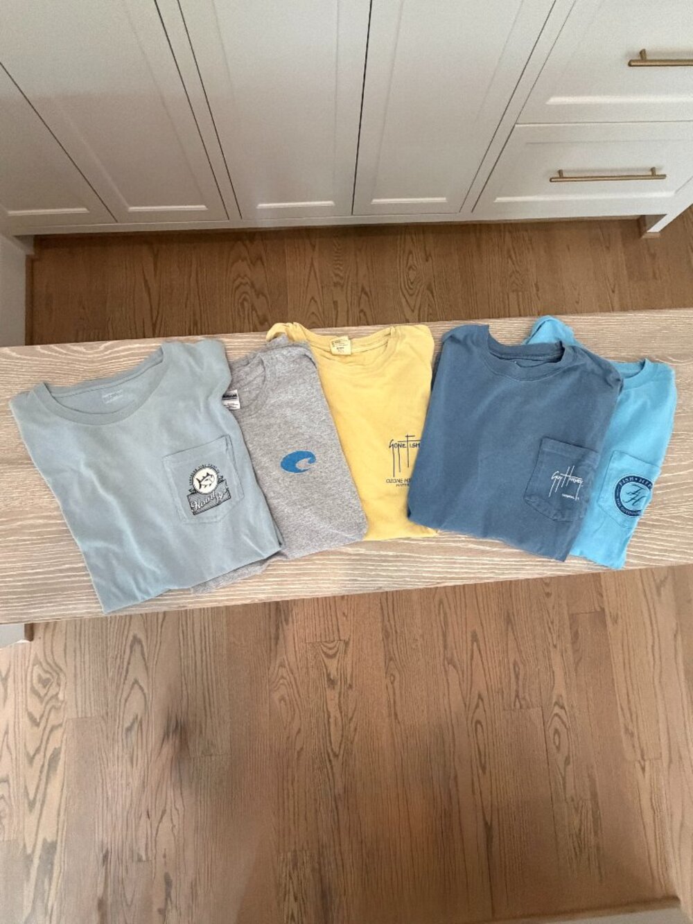 Fishing-Themed T Shirt Bundle - 5 | GUY HARVEY, COSTA, SOUTHERN TIDE | Size L